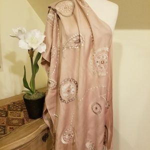 Detailed Pier 1 Scarf